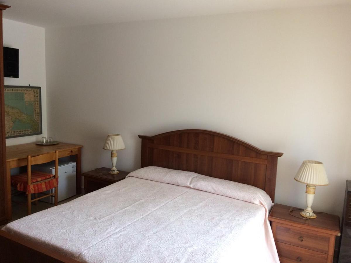 Gianpaolo Ospitale Bed & Breakfast Scorrano  Luaran gambar